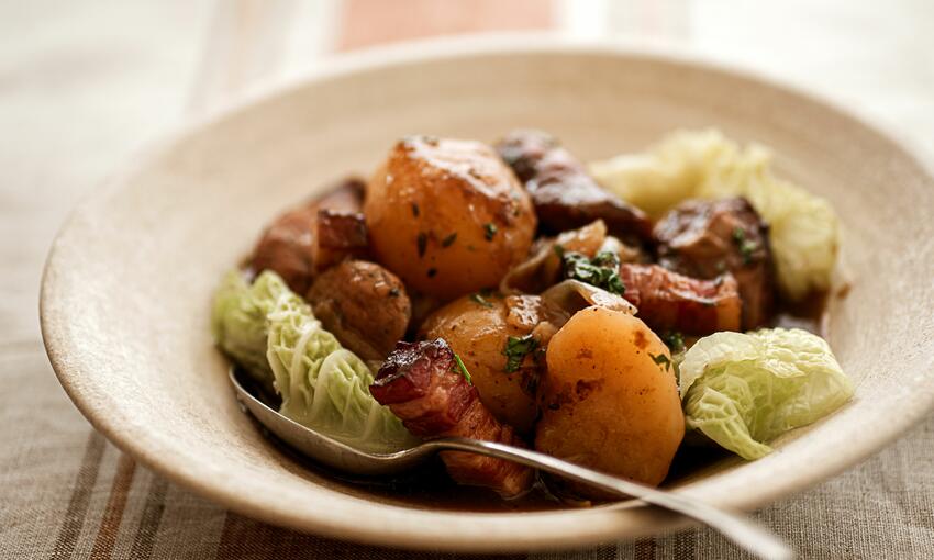 dublin coddle cooked on platter 