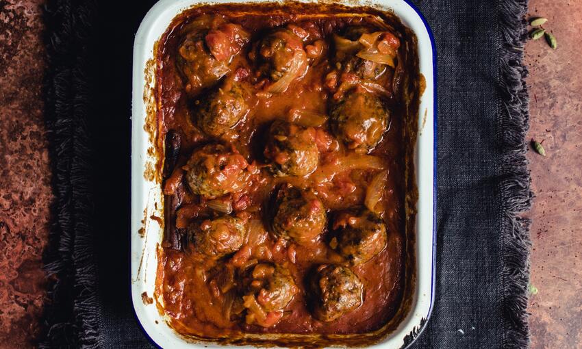 swaledale mutton kofta in tomato masala gravy