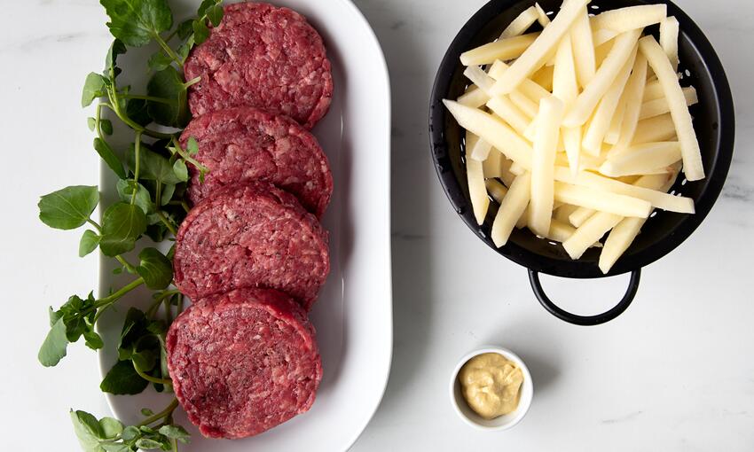 steak haché with matchstick fries recipe ingredients