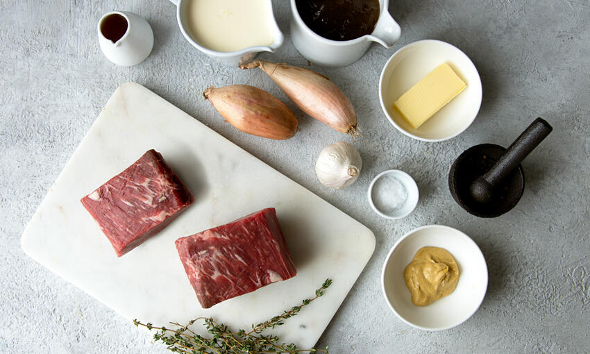 fillet steak with black peppercorn sauce recipe ingredients