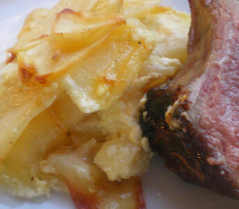 lamb ribs with potatoes 